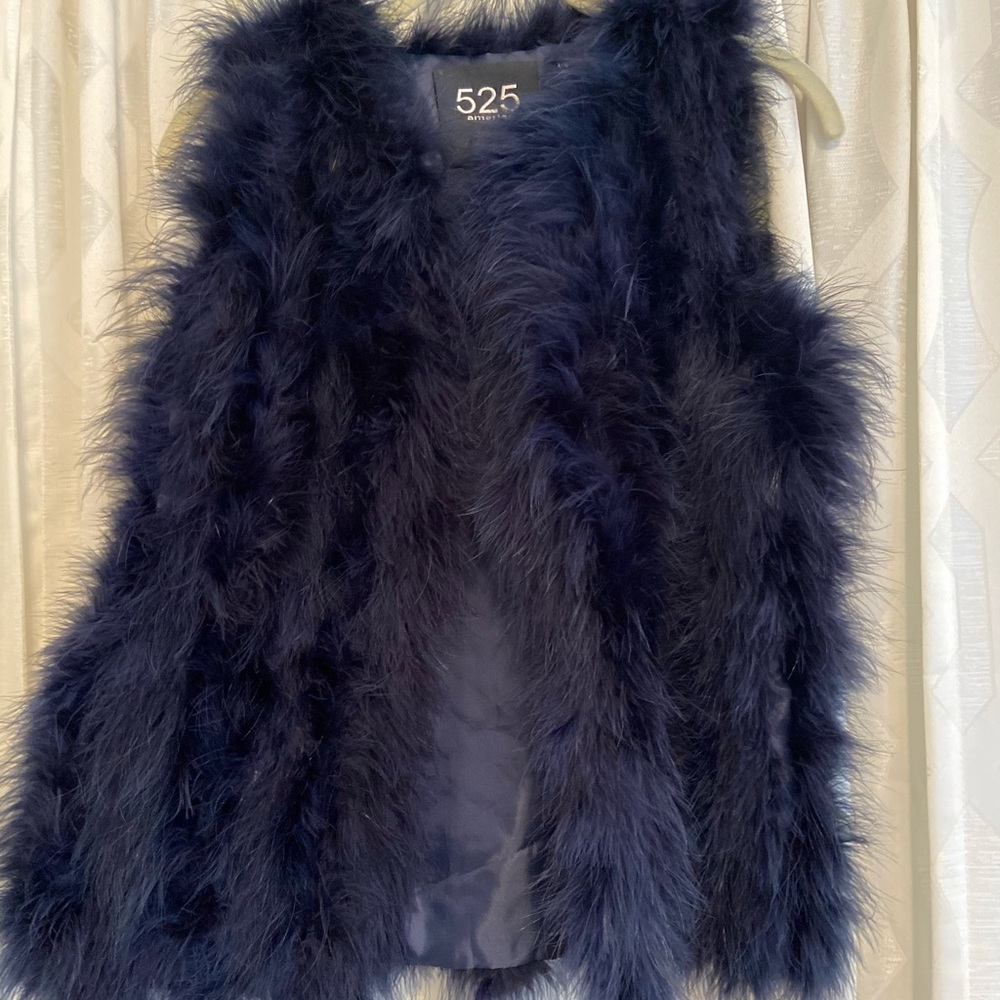525 Feather Vedt